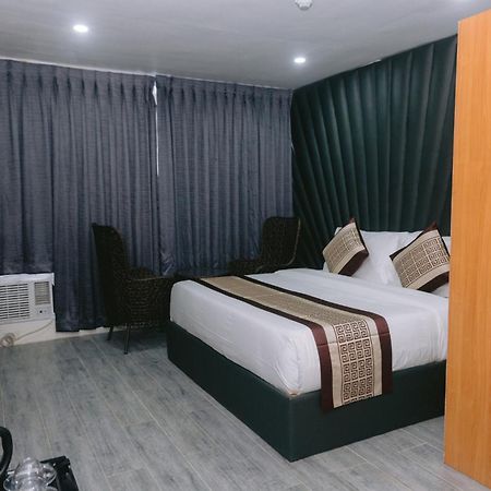 Tagum Shine Boutique Hotel מראה חיצוני תמונה