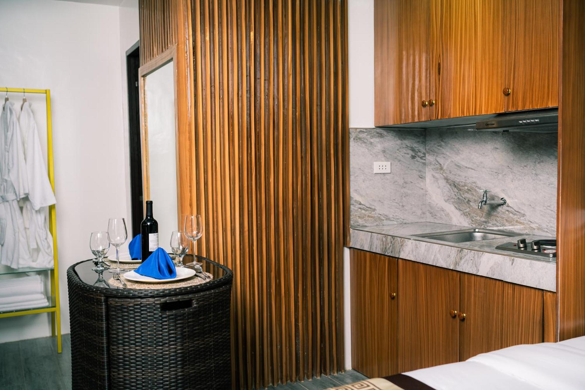 Tagum Shine Boutique Hotel מראה חיצוני תמונה